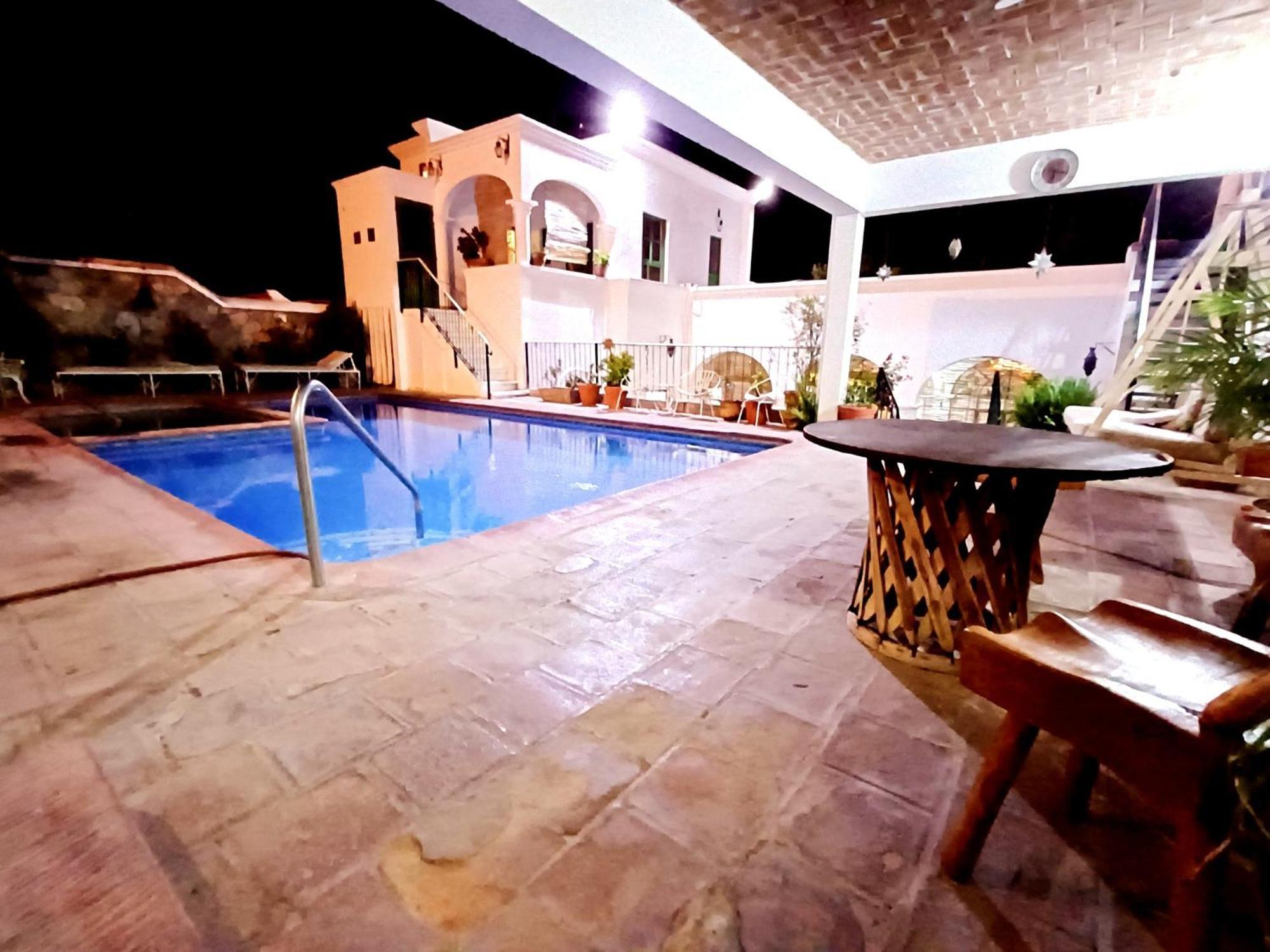 Casa Serena Vista Álamos Buitenkant foto