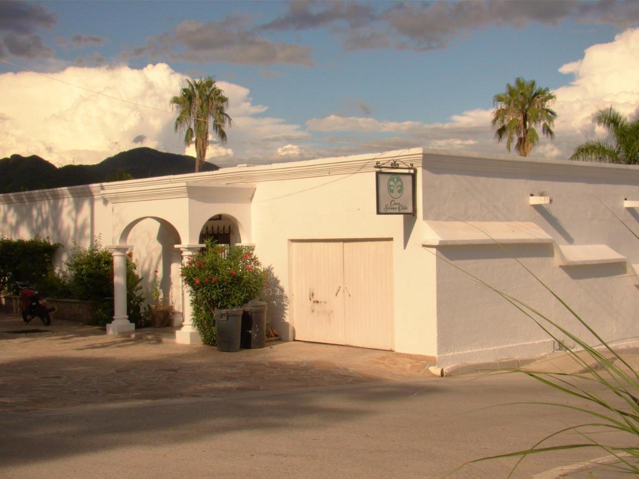 Casa Serena Vista Álamos Buitenkant foto